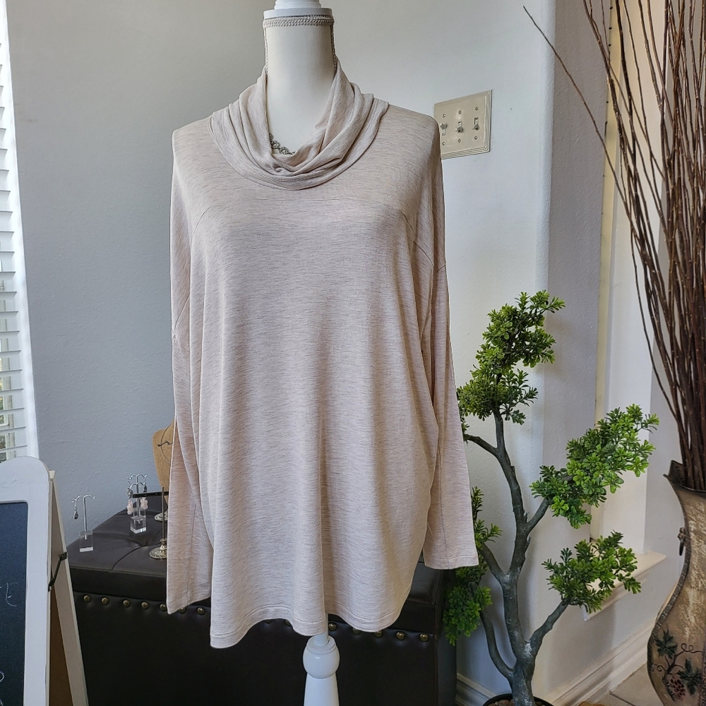 CAbi Top